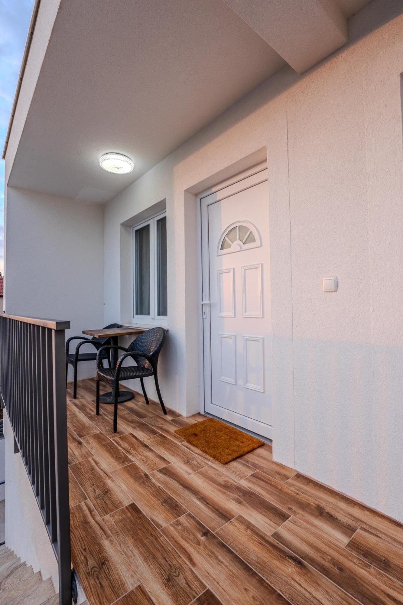 Villa Leny With Pool Sukošan Zewnętrze zdjęcie
